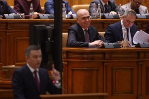 Ilie Bolojan confirmă că nu va demisiona din funcția de premier în ciuda presiunilor din partea PSD